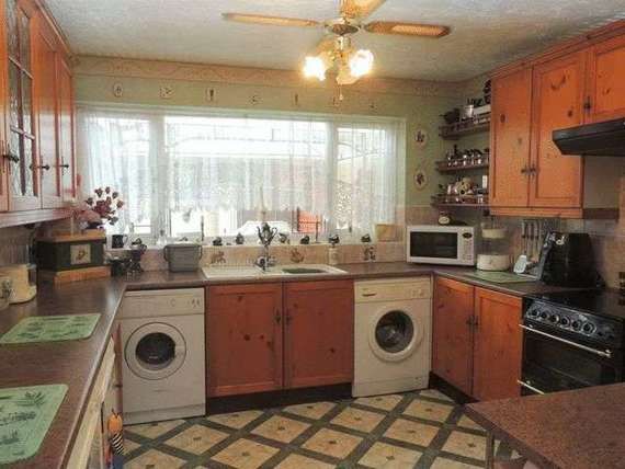3 Bedroom Terraced