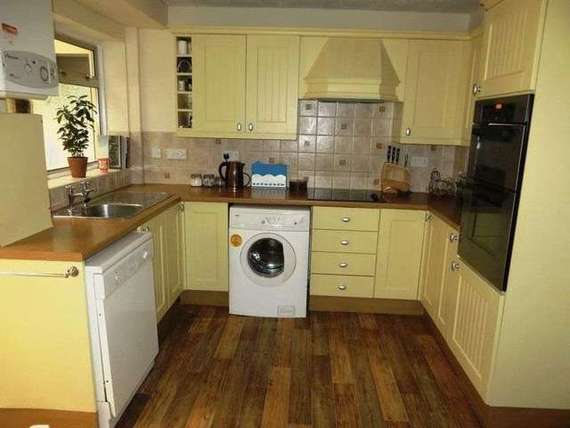 3 Bedroom Semi-Detac...
