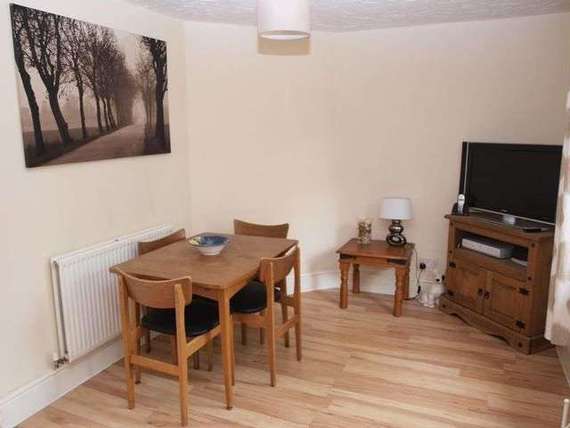 3 Bedroom Semi-Detac...