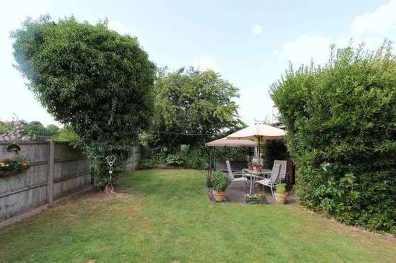 3 Bedroom Semi-Detac...