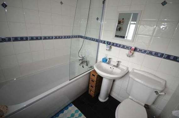 4 Bedroom Semi-Detac...