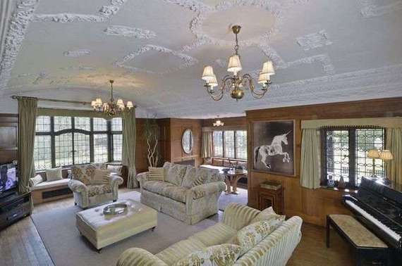 9 Bedroom Detached