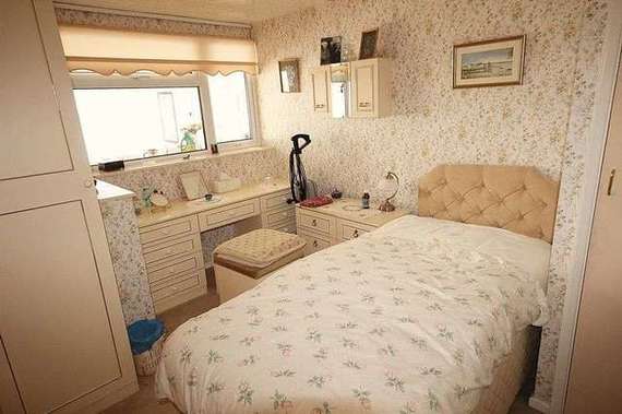 2&nbsp;Bedroom&nbsp;Detached