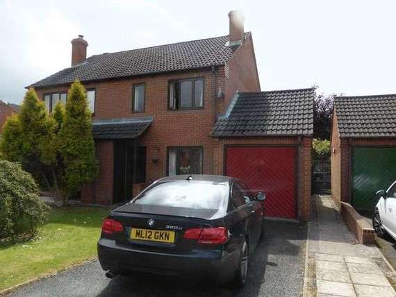 3 Bedroom Semi-Detac...
