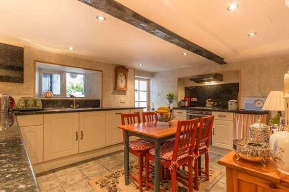 4&nbsp;Bedroom&nbsp;Terraced