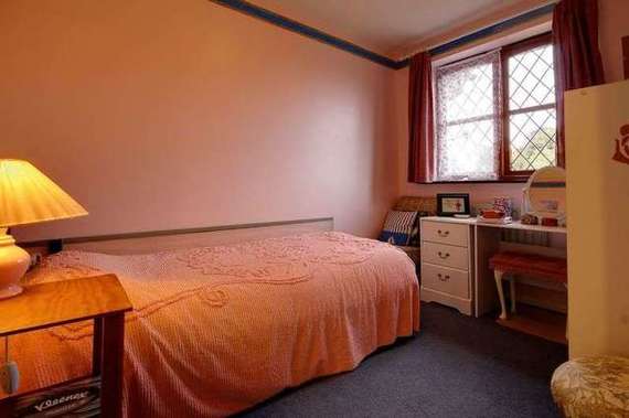 2 Bedroom Terraced