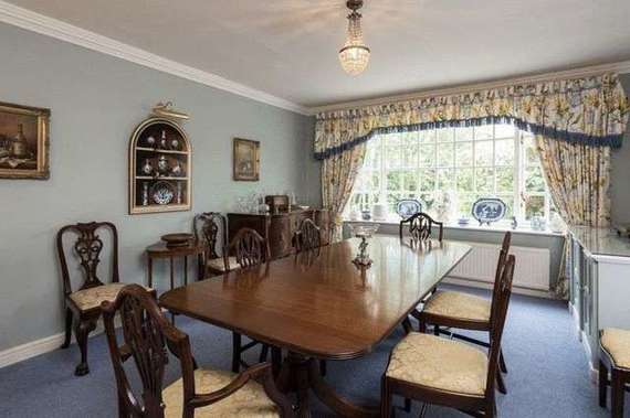 5&nbsp;Bedroom&nbsp;Detached