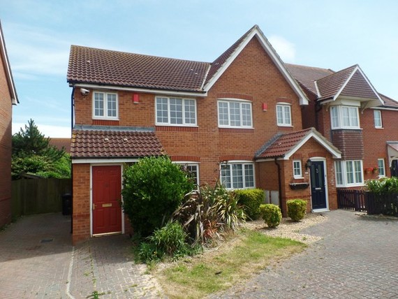 3 Bedroom Semi-Detac...