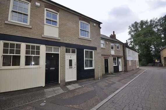 2 Bedroom Semi-Detac...