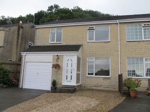 4 Bedroom Semi-Detac...