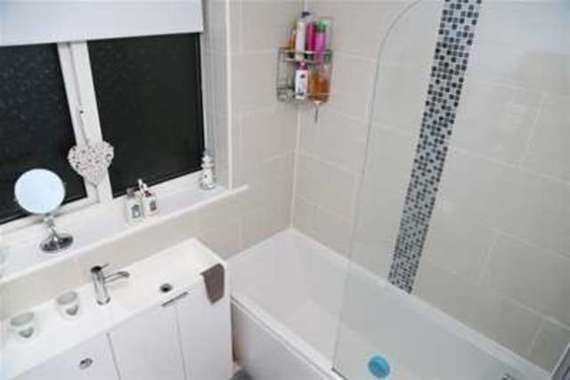 2 Bedroom Flat