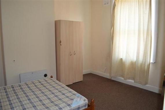 1 Bedroom Terraced