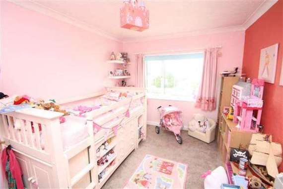 2 Bedroom Flat