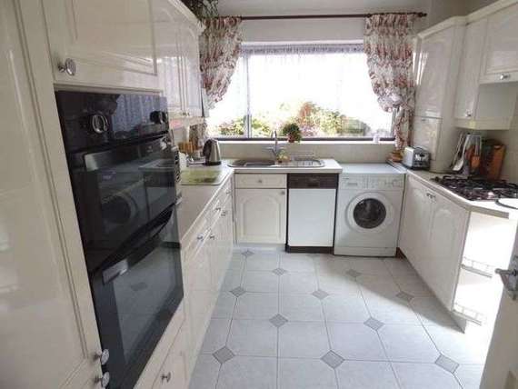 3 Bedroom Semi-Detac...