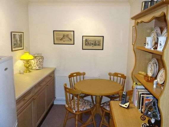 2 Bedroom Flat