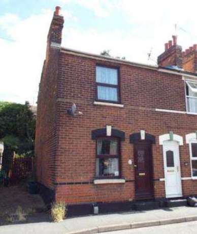 2 Bedroom End of Ter...