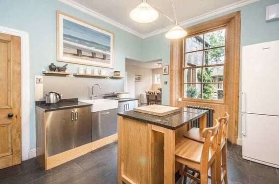 4&nbsp;Bedroom&nbsp;Terraced