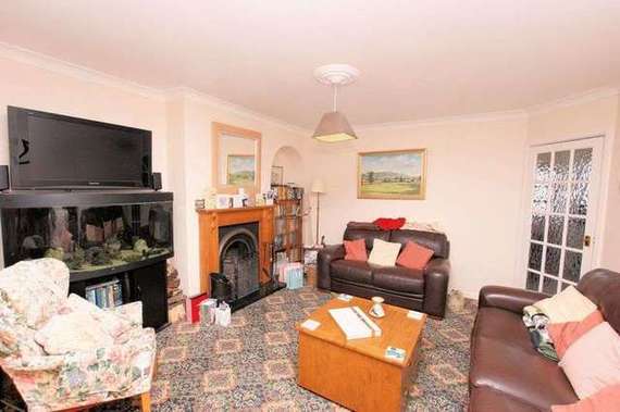 4 Bedroom Semi-Detac...