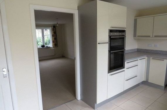 3 Bedroom Semi-Detac...