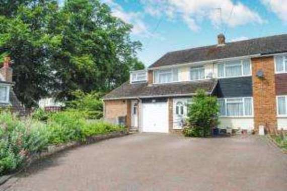 5 Bedroom Semi-Detac...