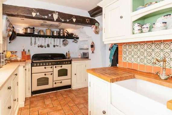 4 Bedroom Semi-Detac...