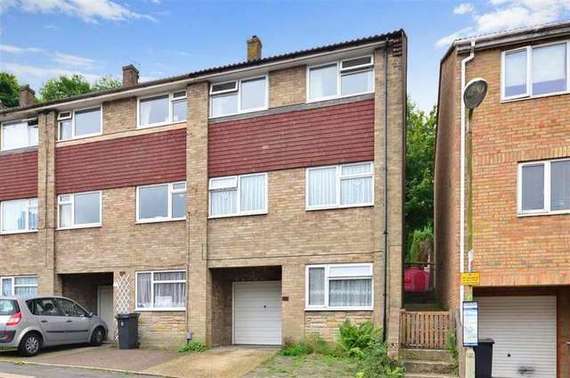 3 Bedroom Town House
