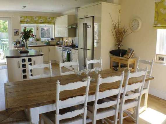 5 Bedroom Detached