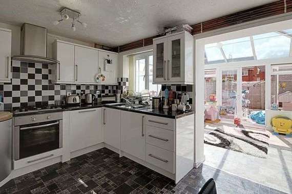 3 Bedroom Terraced