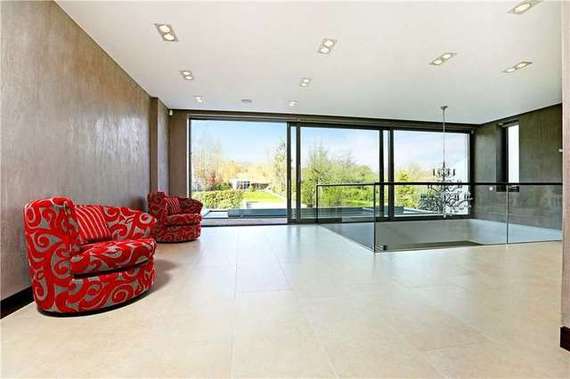 5 Bedroom Detached