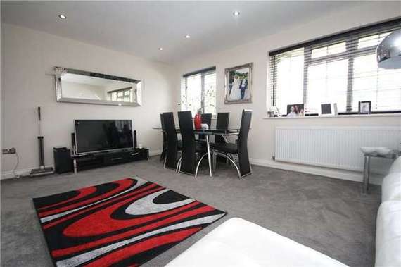 2&nbsp;Bedroom&nbsp;Flat