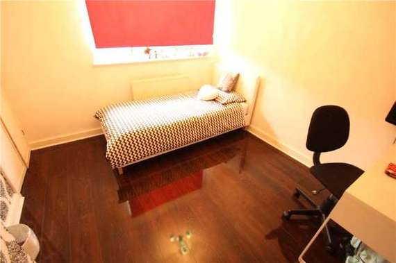 5 Bedroom Detached
