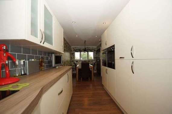 4 Bedroom Semi-Detac...