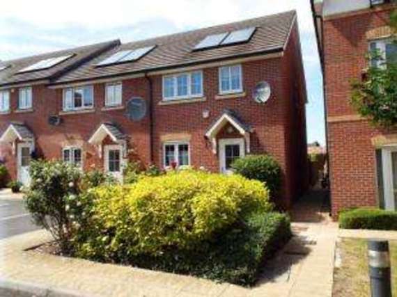 3 Bedroom End of Ter...