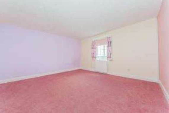 3 Bedroom Semi-Detac...