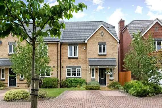 4 Bedroom Semi-Detac...