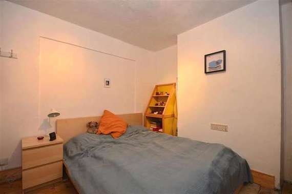 1 Bedroom Flat