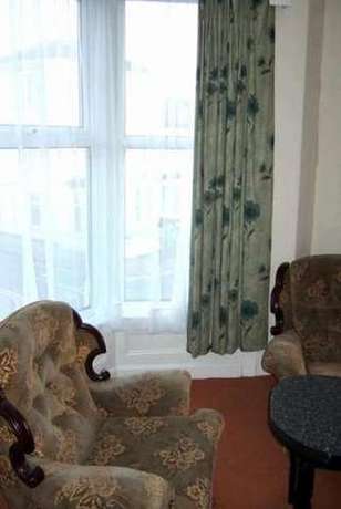 YATES STREET CENTRAL BLACKPOOL...