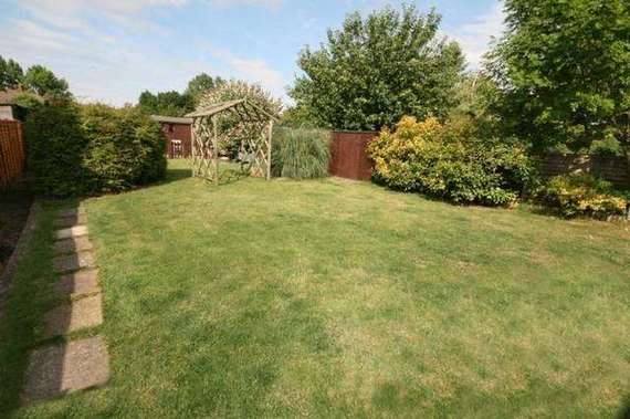 3 Bedroom Semi-Detac...