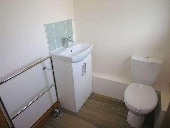 3 Bedroom Semi-Detac...