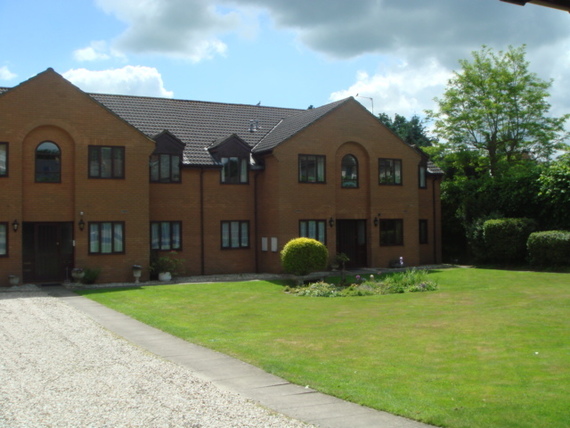 2 Bedroom Apartment