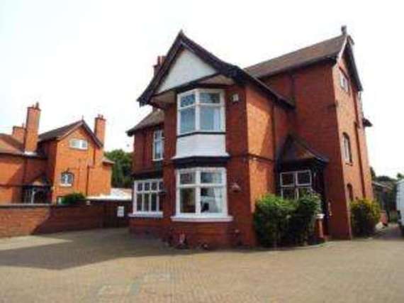 6 Bedroom Detached