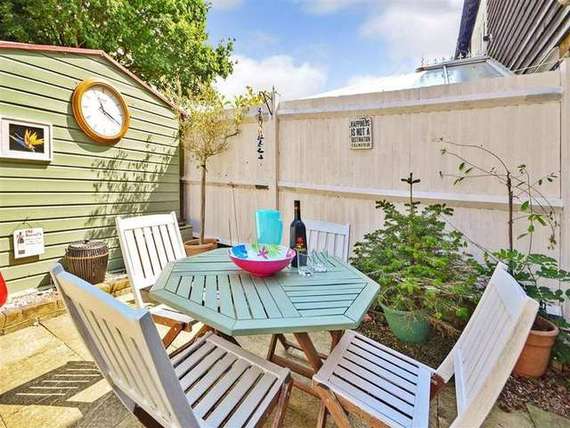 4 Bedroom Terraced