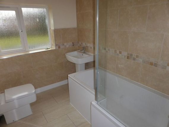 3 Bedroom Semi-Detac...