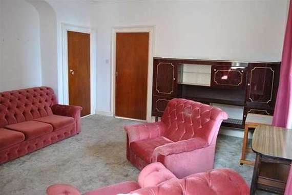 2 Bedroom Flat