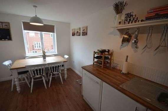 3 Bedroom Semi-Detac...