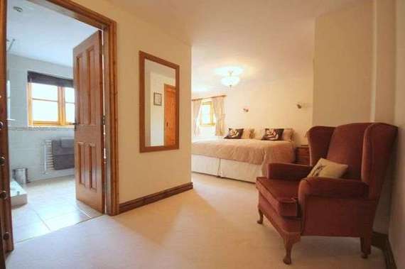 5 Bedroom Detached