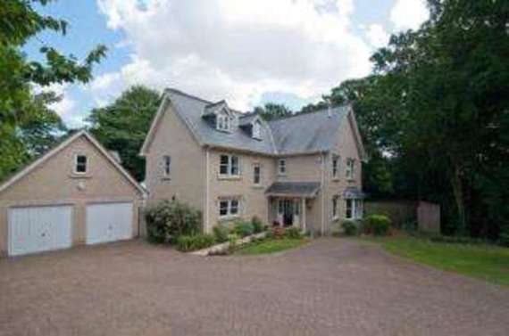 6 Bedroom Detached