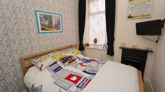 2 Bedroom Flat