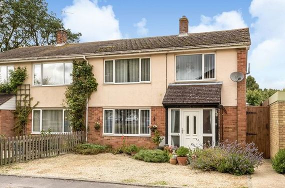 4 Bedroom Semi-Detac...