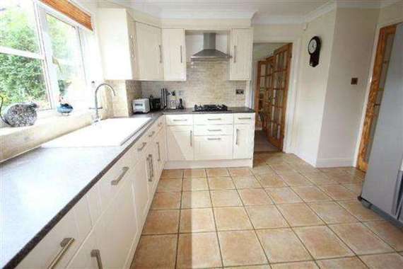 5 Bedroom Detached